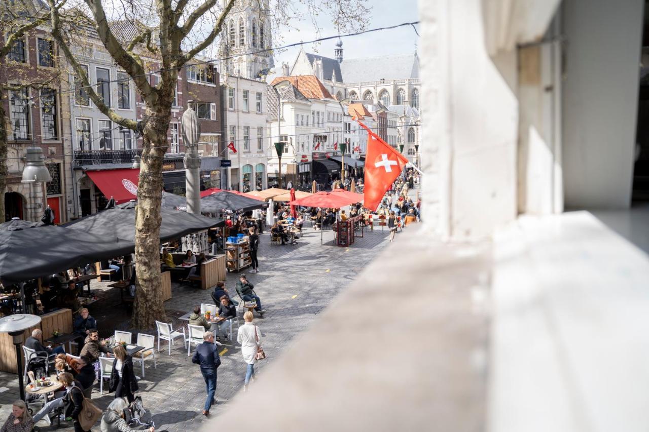 Ginny'S Studio Op De Grote Markt Breda Esterno foto